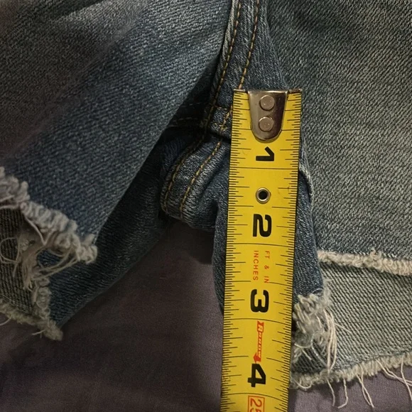 Old Navy Jeans - Picture 7 of 7